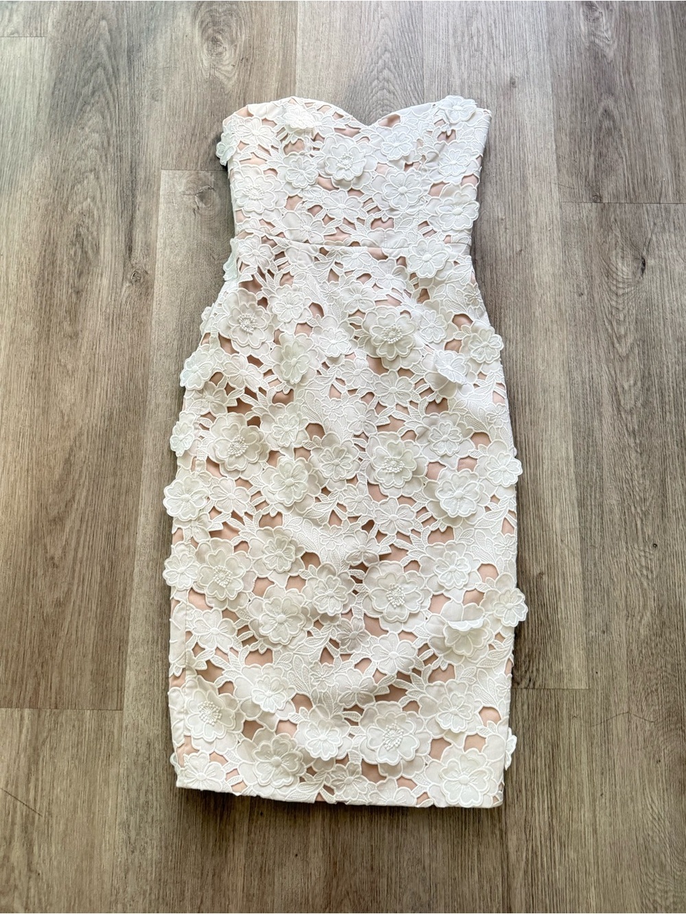 helsi lina white 3d floral applique embroidered strapless midi dress size XS NEW
